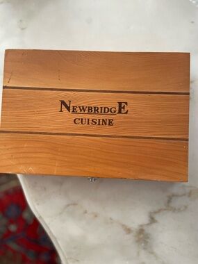 Newbridge cuisine 6 knife set wooden handles